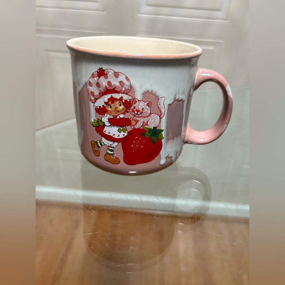 Brand New Strawberry Shortcake mug Ceramic Mug